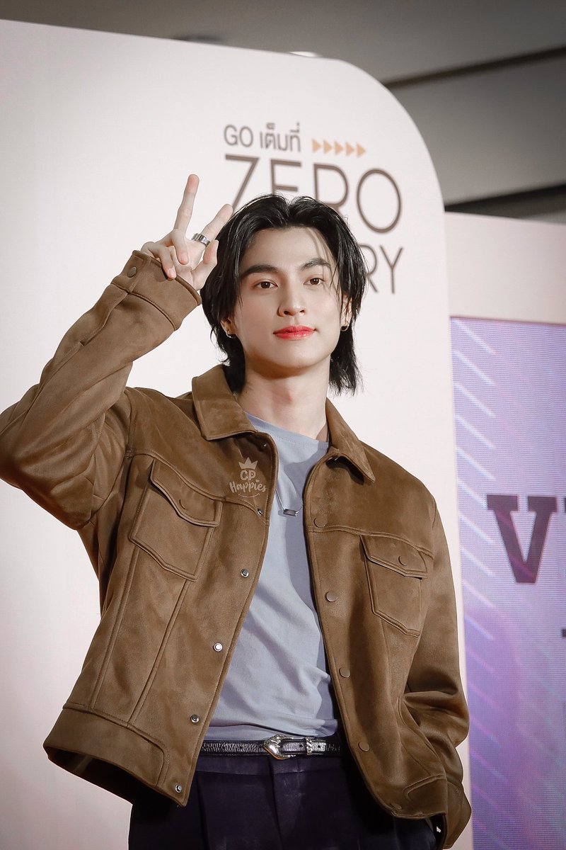 วันนี้มีความสุขมากกเลย 
ได้เจอน้องกลัฟ😊

#VitanaturePlusEventxGulf

<a href="/gulfkanawut/">gulfkanawut</a> #GulfKanawut 
#กลัฟคณาวุฒิ #หม่าม๊าทาสรักกลัฟ