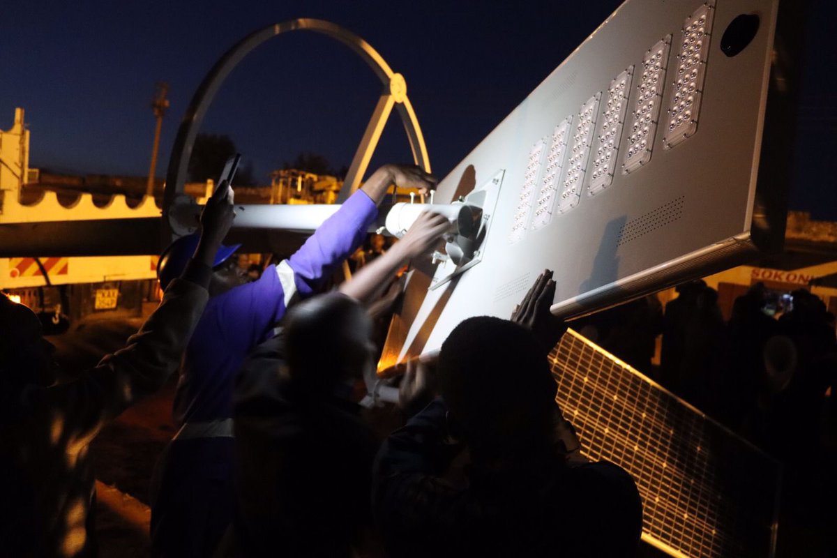 LandsHousEnergy's tweet photo. Ongoing Installation of Solar Flood Lights at Kathiani and Matungulu Sub-Counties,an initiative by Governor Wavinya Ndeti E.G.H.

#MamaNaKazi https://t.co/tghrKLwaP2