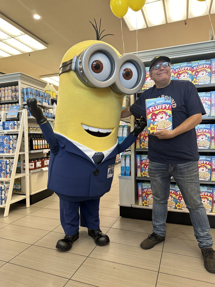 gelsonsmarkets's tweet photo. Stop by Gelson’s Valley Village/ NoHo from 9am-11am. We are giving away a Free box of Fluffy Cereal  that’s featured in Despicable Me 4 and meet Kevin the Minion. #despicableme #minion #cereallover https://t.co/ugrxYNYqxu