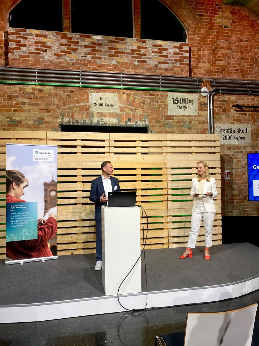 „Arena der Lösungen“

5 Pitches zu innovativen Anwendungen &amp; Technologien von Vertreter:innen aus Wissenschaft und Forschung - Zukunftskongress 2024

<a href="/piveau/">Cyrille Piveau</a> <a href="/zuko24/">Zuko</a>