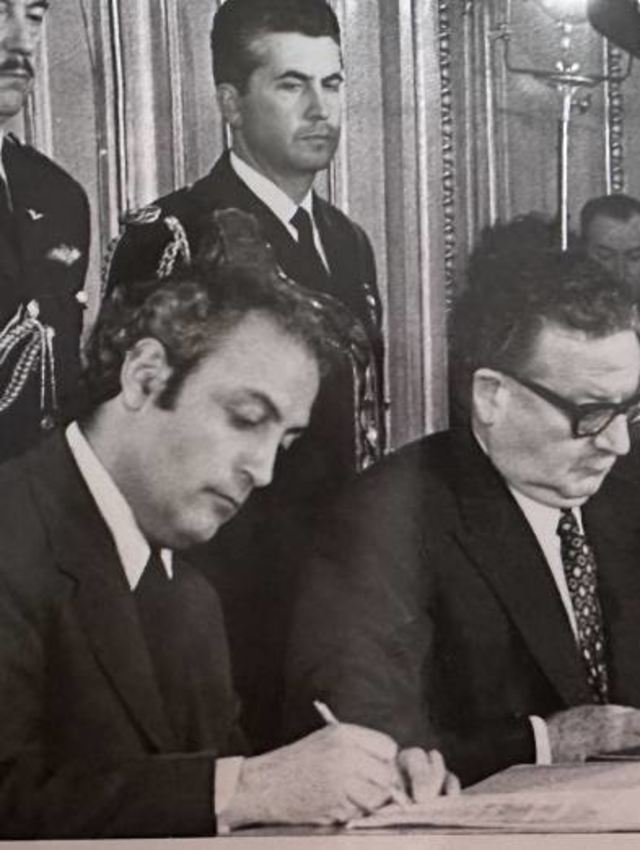Lamento el fallecimiento de José Cademartori, Min. de Economía del Presidente Allende. Gracias compañero por tu inagotable dedicación a la construcción de un país más justo y próspero. Con cariño te recordaremos y en tu memoria seguiremos trabajando por el desarrollo de Chile. 🌹