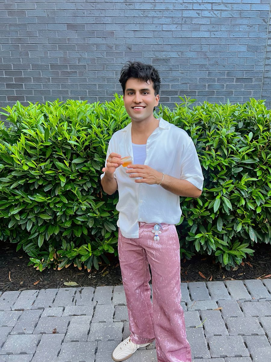 sidsethsings's tweet photo. Thank you Philly 🫶🏼🫶🏼🫶🏼 house full with @sofarsounds 🥳 #Philadelphia #sofarsounds #music #gig https://t.co/puKbNmVc4y