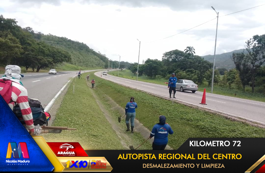 viasdearaguas's tweet photo. 🚧📸Desmalezamiento y limpieza tramo #Aragua km 72 isla central 1x10 del buen gobierno en acción trabajando de manera incansable por optimizar la #ARC
#NicoTieneElSon
@NicolasMaduro @Soykarinacarpio https://t.co/xJIRezPJBG