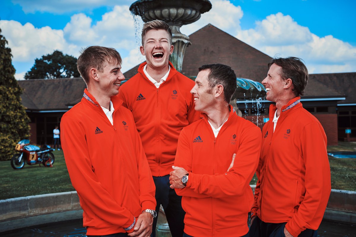 Ready to make more history ✨

The three squads of equestrian riders competing at the historic Palace of Versailles this summer... 🇫🇷