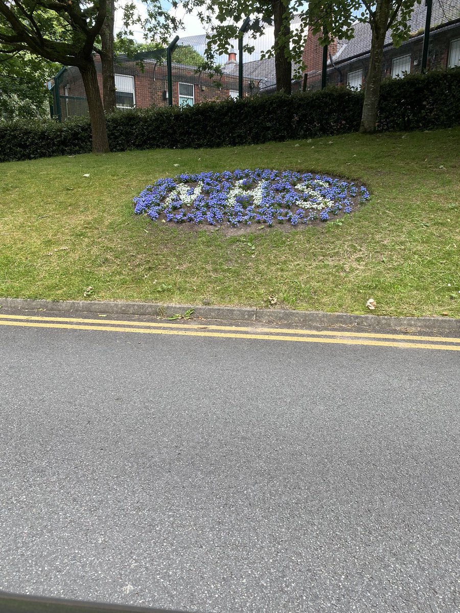 @Jan_Lowrynhs (@jannewlands) on Twitter photo A big shoutout to our fabulous groundskeepers here <a href="/GMMH_NHS/">Greater Manchester Mental Health</a> how lovely is this NHS display of pretty flowers, made me smile this morning on my way into work <a href="/LisaS823024566/">Lisa S</a> <a href="/CathyLovatt1/">Cathy Lovatt</a> <a href="/HayleyLouiseLaw/">HAYLEY ❤</a> <a href="/Amy_Lowry_/">Amylowry💙</a> <a href="/carolynactivity/">Carolyn.</a> #mentalhealth #flowers A big shoutout to our fabulous groundskeepers here <a href="/GMMH_NHS/">Greater Manchester Mental Health</a> how lovely is this NHS display of pretty flowers, made me smile this morning on my way into work <a href="/LisaS823024566/">Lisa S</a> <a href="/CathyLovatt1/">Cathy Lovatt</a> <a href="/HayleyLouiseLaw/">HAYLEY ❤</a> <a href="/Amy_Lowry_/">Amylowry💙</a> <a href="/carolynactivity/">Carolyn.</a> #mentalhealth #flowers