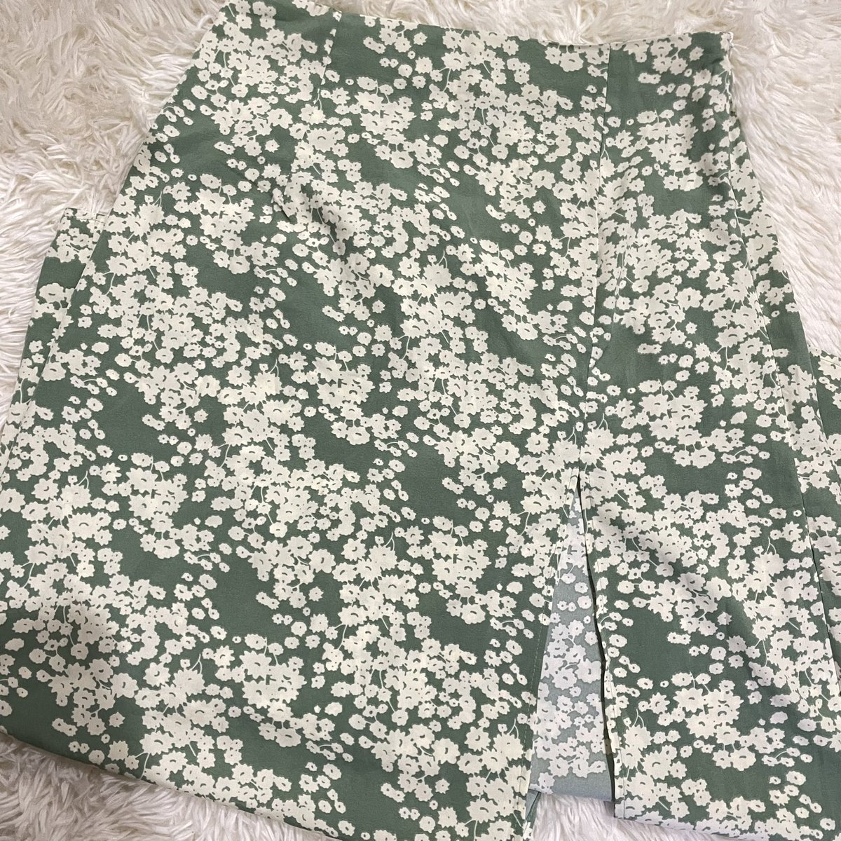 nshrkmails's tweet photo. 🪷 shein summer long skirt

⤷ m on tag | ₱149

⌗ wts lfb preloved pre loved clothes ph https://t.co/qx2viCamhX