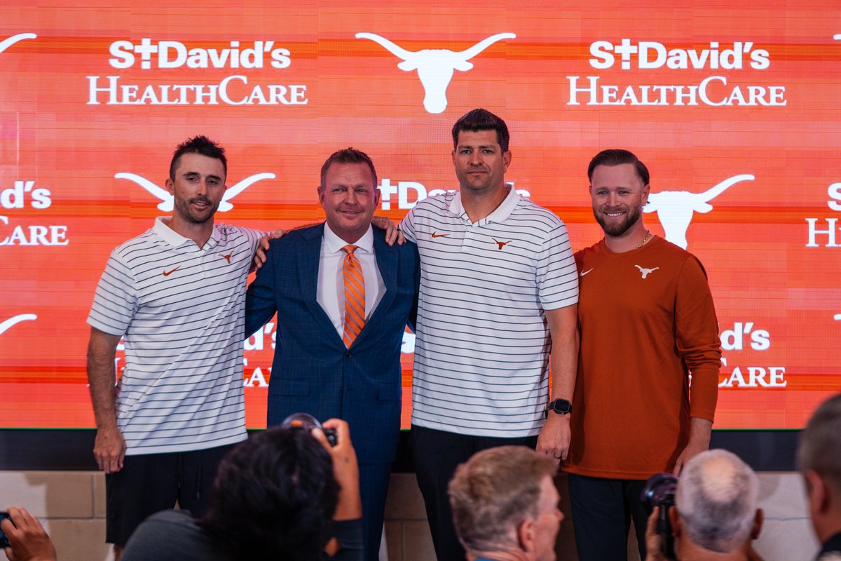 gang's all here 🤘

#HookEm