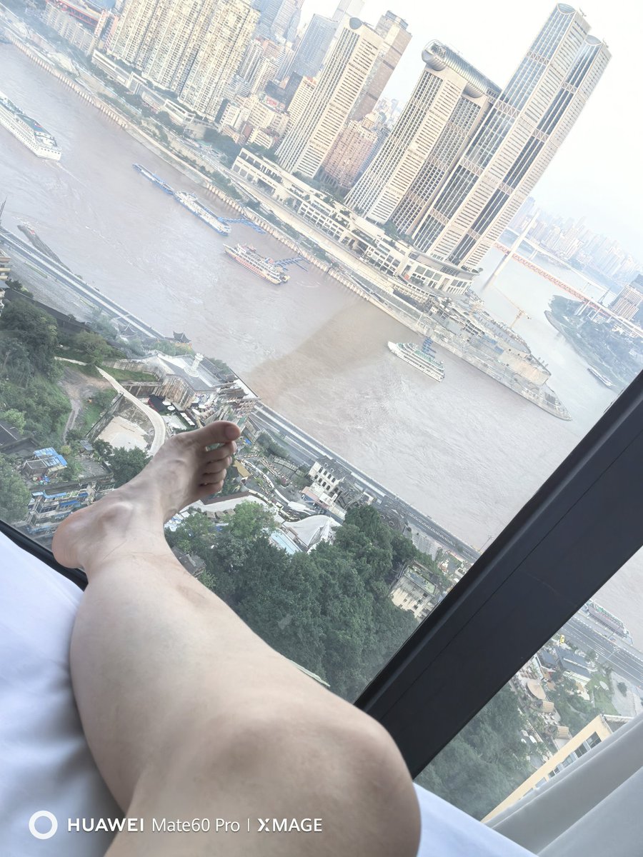 jb17S_'s tweet photo. 有没有胖胖喜欢舔老子 https://t.co/pW0ZO9AL8z