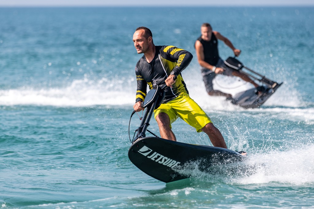 JetsurfOfficial's tweet image. Surf with purpose. Dive into our conservation efforts this summer and see how you can contribute to ocean health. 

#JETSURF #BornForFun #SummerWithJETSURF