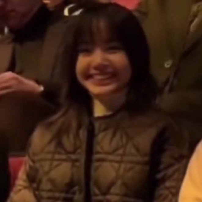 lisademanoban's tweet image. baby                                                    i’m a rockstar