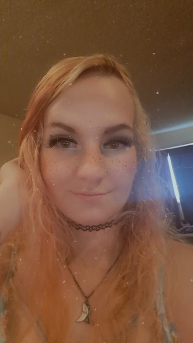 StormAlley⛈☔🌈NSFW - 1 pic. Having a good day!! https://t.co/13Ai8h0tls