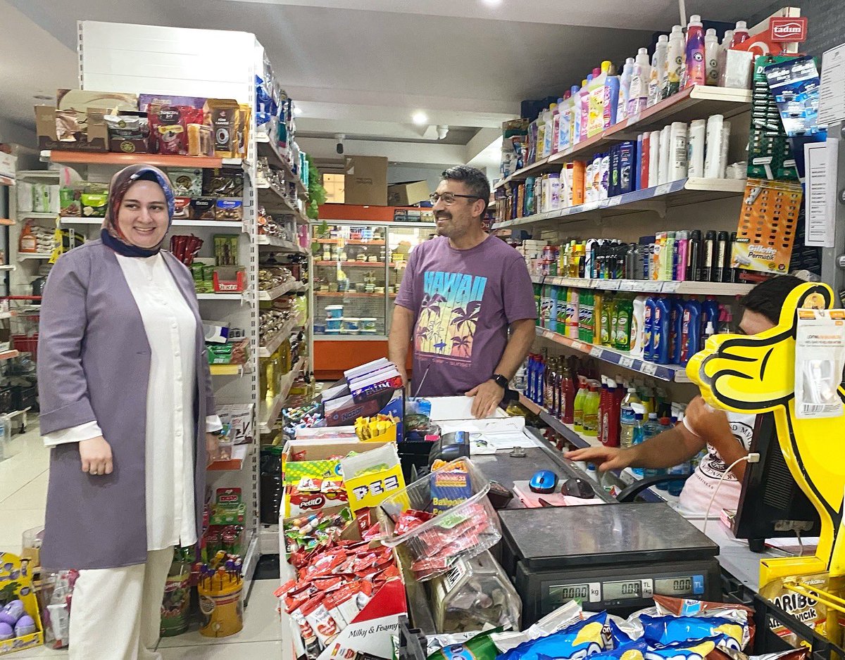 YldrmHarika's tweet photo. Süleymaniye Mahallesi Önceki Dönem Mahalle Başkanımız İlhami Kerman’ı açmış olduğu marketinde ekip arkadaşlarımızla birlikte ziyaret ettik.

Bereketli ve hayırlı kazançlar diliyorum.

@ilhamikerman19 
@sari_songul @osmannnurika @aysekesir https://t.co/euALYSxJ5l
