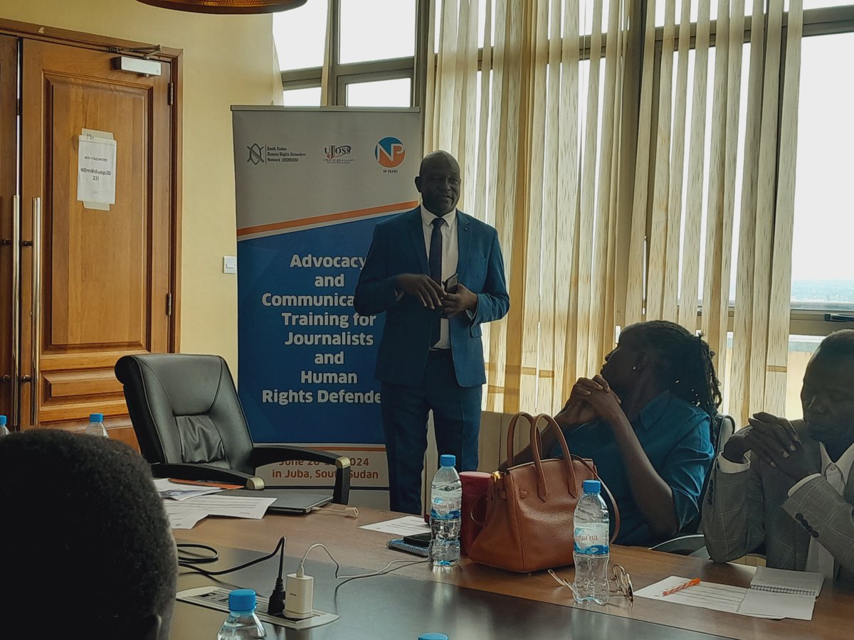 sshrdNetwork's tweet photo. 1/2
The #South_Sudan Human Rights Defenders Network in partnership with #UJOSS and #NP kicked off a 3-day follow up training in Juba on advocacy to evaluate the application of knowledge and skills given to the #Human_Rights_Defenders.
#ProtectionOfHRDs
#AdvocacyForChange https://t.co/ShO793GrHe