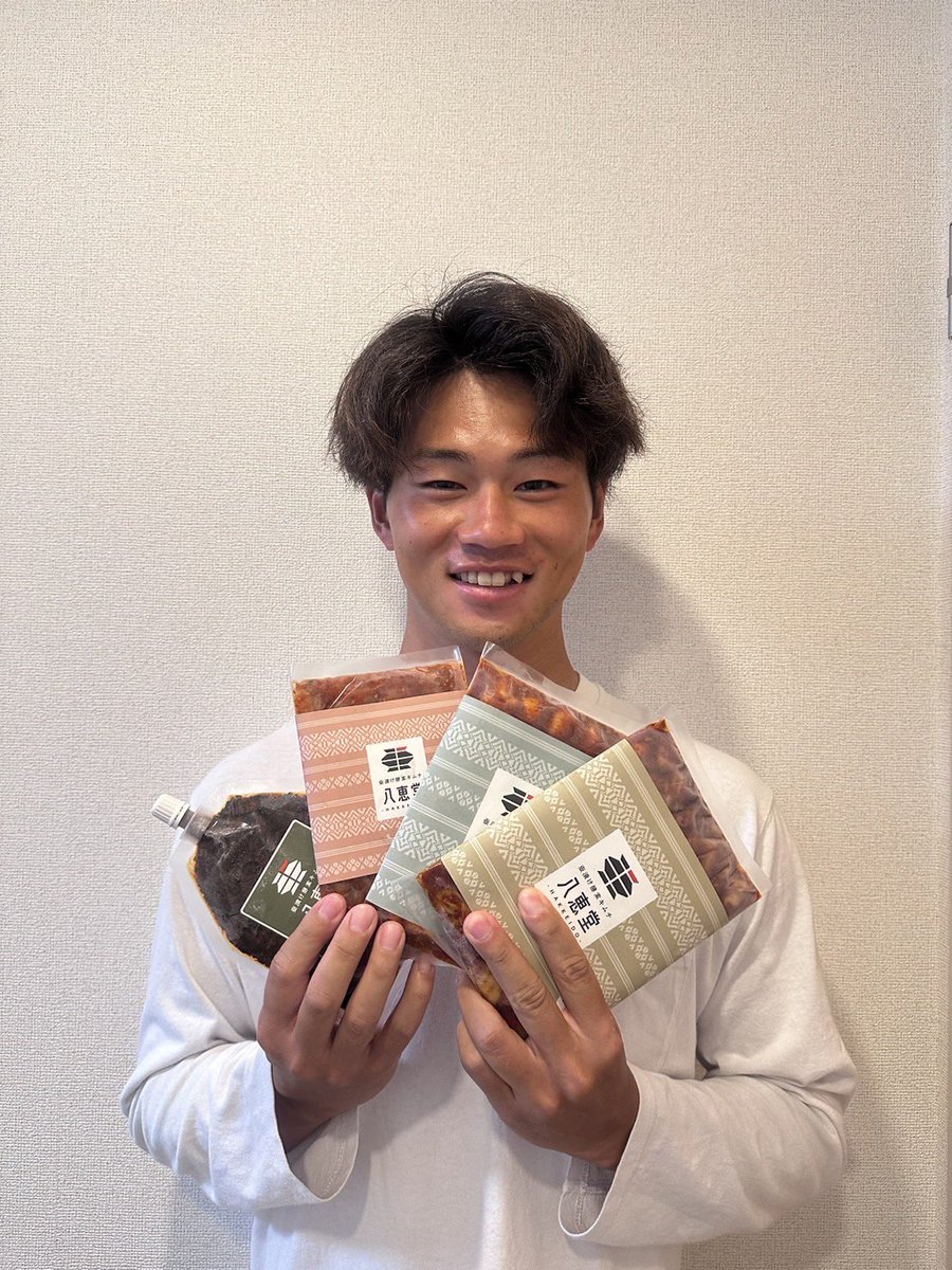 6_am_6's tweet photo. ご縁があり、#八恵堂 さんより酵素キムチをいただきました！
流水解凍ですぐに食べれて、日頃食べているキムチより、味も食感も最高でした！！

無添加なので身体づくりをするのにも理想のキムチです。
定期便だと、お得で好みのキムチを選べるので皆さんもぜひご購入ください✨

@hakkeidokimuchi https://t.co/db1OML3o04