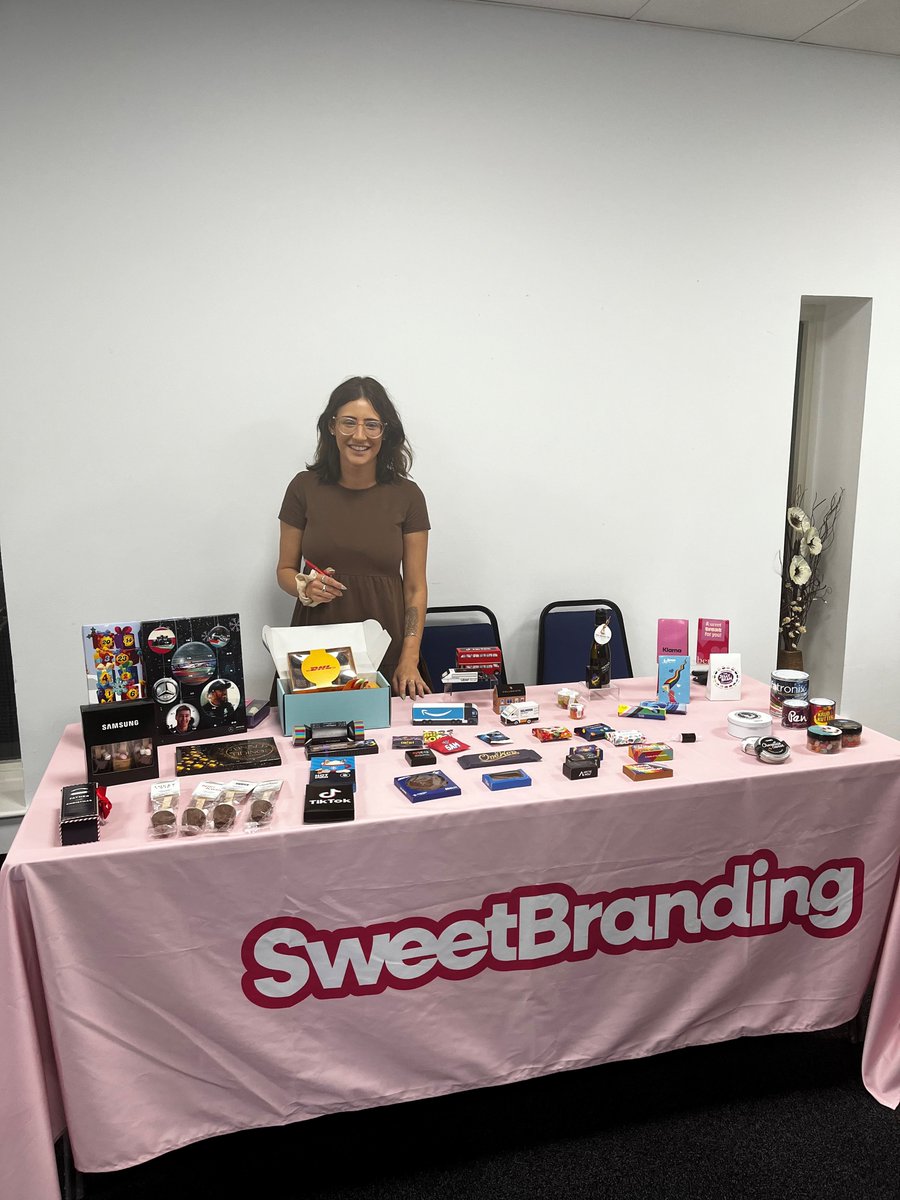 Craftprint's tweet image. Our first promo expo is going well!🙌

There's one hour left to see all our promotional merchandise. We're here until 3pm today.

Free parking and refreshments are available.

📍 Bolton Arena, Horwich, Bolton BL6 6LB