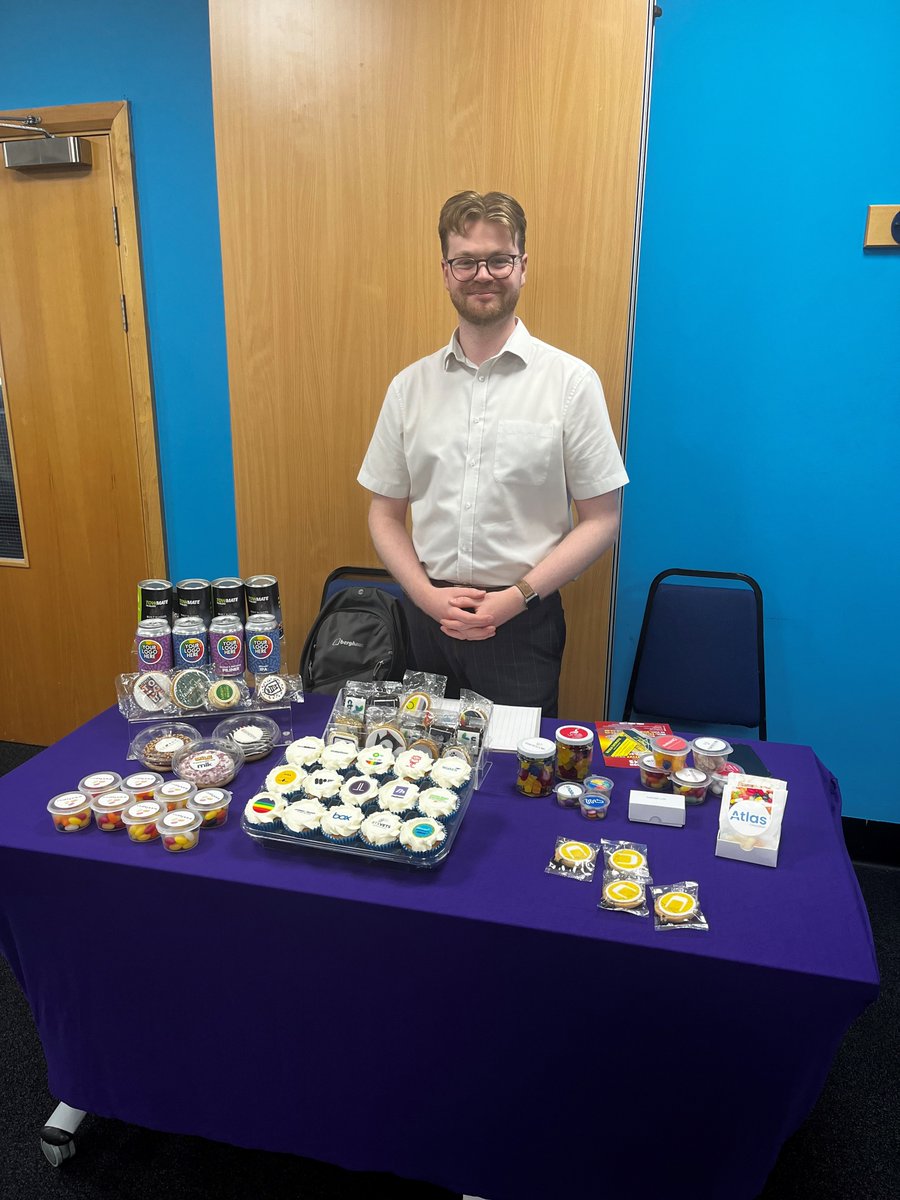 Our first promo expo is going well!🙌

There's one hour left to see all our promotional merchandise. We're here until 3pm today.

Free parking and refreshments are available.

📍 Bolton Arena, Horwich, Bolton BL6 6LB