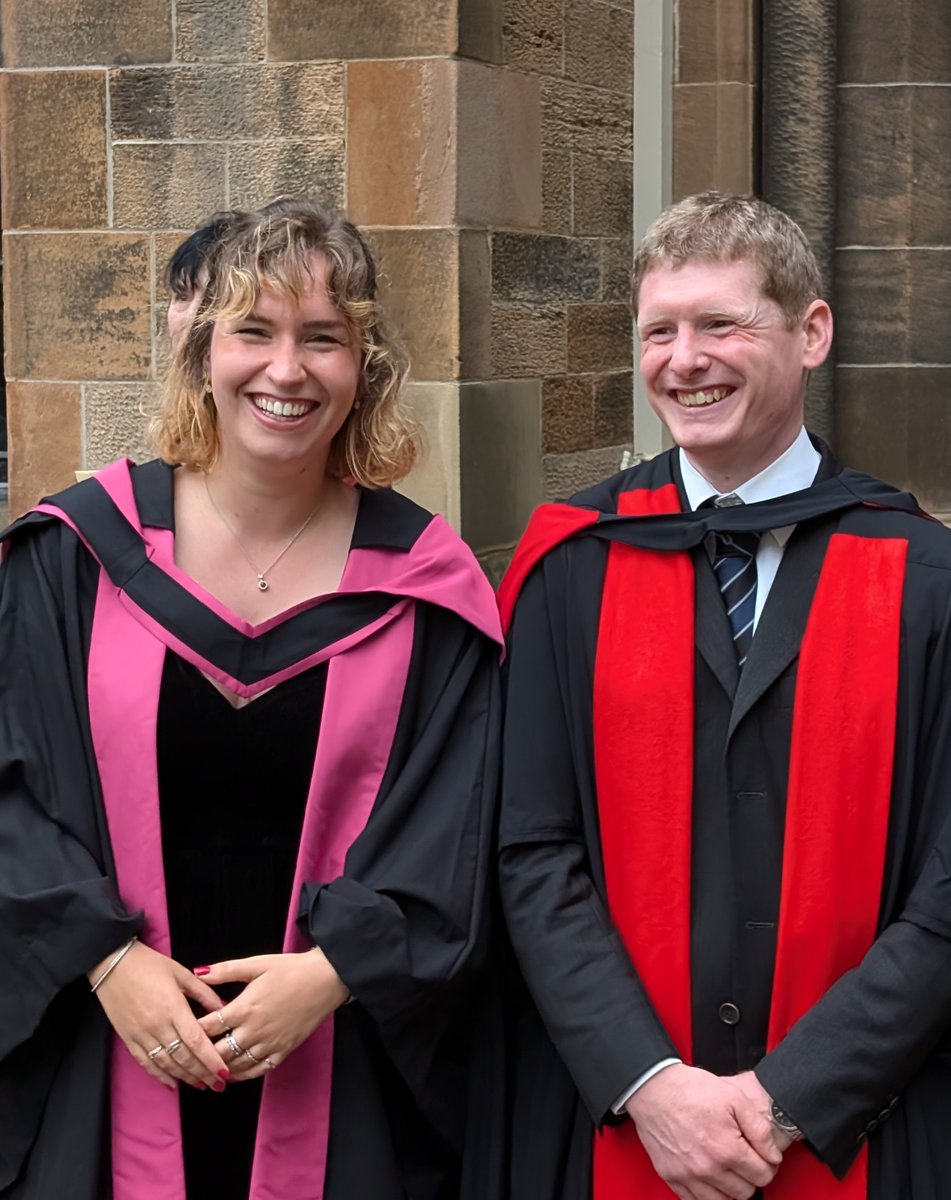 Hutchinson Lab (@cvrhutchinson) on Twitter photo 🥳🎓 Huge congratulations to Dr <a href="/annasimsbiol/">Anna Sims</a> (#PhDone!), and to all of the <a href="/CVRinfo/">MRC-Uni of Glasgow Centre for Virus Research</a> students who were awarded degrees, from BScs to PhDs, <a href="/UofGlasgow/">University of Glasgow</a> today 🎓✨
To do what you did over the last few years was incredible, and we couldn't be more proud of you 🥳🎓 Huge congratulations to Dr <a href="/annasimsbiol/">Anna Sims</a> (#PhDone!), and to all of the <a href="/CVRinfo/">MRC-Uni of Glasgow Centre for Virus Research</a> students who were awarded degrees, from BScs to PhDs, <a href="/UofGlasgow/">University of Glasgow</a> today 🎓✨
To do what you did over the last few years was incredible, and we couldn't be more proud of you