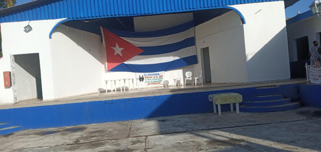 La Dirección Provincial de Justicia en Matanzas participando en el Balance Provincial qué se desarrolla en el Municipio de Jovellanos.
<a href="/CaridadPoey/">Marieta Poey Caridad</a> <a href="/mariofsabines/">Mario Sabines Lorenzo</a> <a href="/FelixAlbertoG19/">Felix Alberto González Cabrera</a> @OscarCubaMinjus #Matanzas #MatancerosEnVictoria