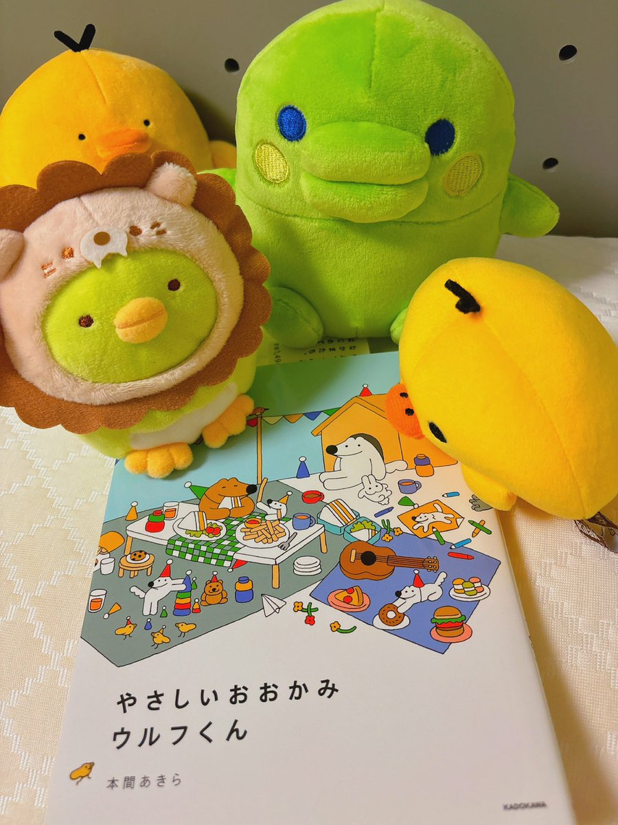 penoshim88's tweet photo. お風呂上がり　ベッドでゴロゴロタイム
ウルフくん読む時間　幸せ🫧🫧

#wolfkunnow 
#ウルフくん
#くちぱっち
#キイロイトリ
#ペンギン https://t.co/yunKvYBhlD