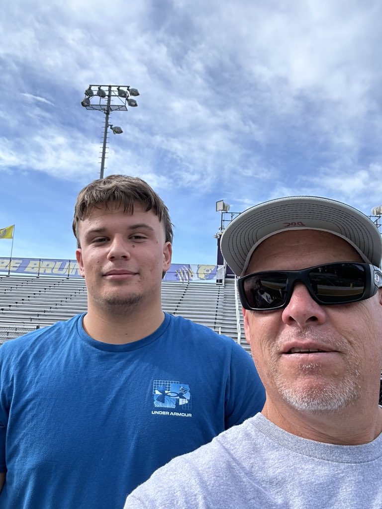 Haircut season. 
<a href="/LakeBraddockFB/">Lake Braddock 🏈</a> <a href="/PaneTrent/">Trent Pane</a>