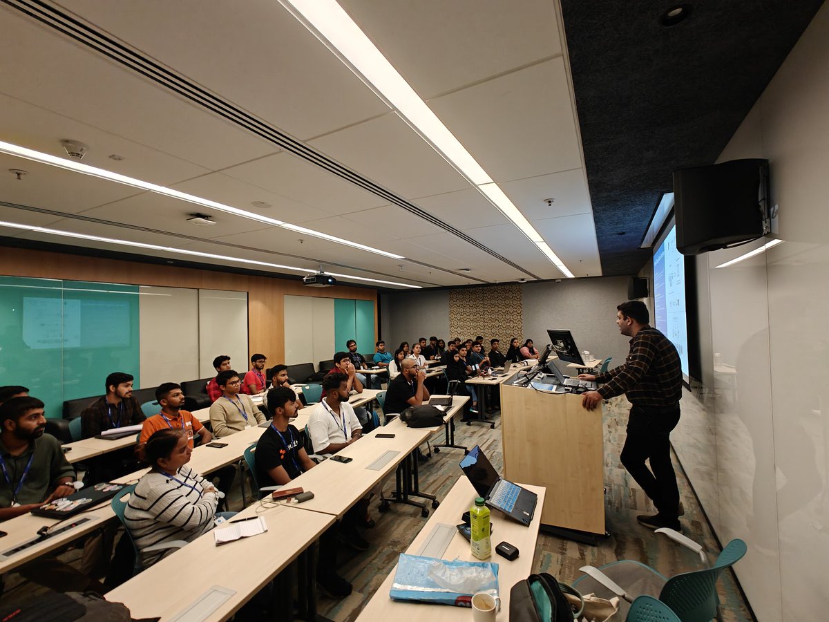 hackmum's tweet photo. Thank you @kool_karan86 for an awesome session on leveraging LLMs for #KnowledgeGraph Construction from Unstructured Data with @neo4j

#mumtechup #jun24mtp https://t.co/MUuf9wYcQ3