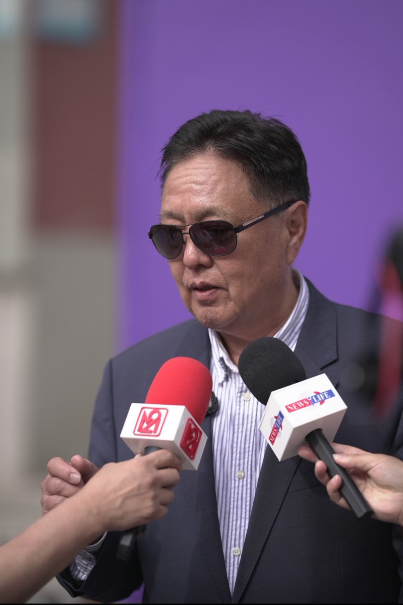 #ХҮН Намын Сонгуулийн хаалтын ажиллагаанд уригдаж бяцхан ярилцлага өгч амжив

9дэх удаагийн УИХ-ын Сонгууль түүхийн шинэ хуудас нээх болтугай гэж ерөөе

Боловсрол өндөр, нэгэнт төлөвшсөн шинэ үеийнхэнтэй хамтарч ажиллахад нэн таашаалтай байсныг хэльюү

Бүгдэд амжилт хүсье
😍😍😍