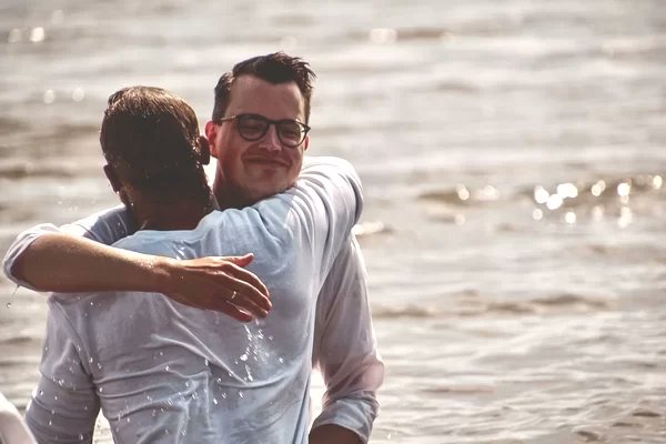 Maurits Luth is bij Unie-ABC gestart als nieuwe regiocoördinator Noord. "Het is heerlijk om te ontdekken wat God aan het doen is, maar ik zie ook veel nood. Dat maakt een soort heilige onrust in mij wakker.” Lees een interview: unie-abc.nl/nieuwsindex/89…