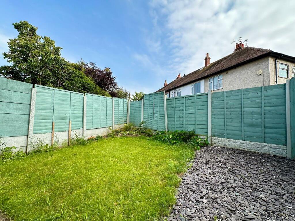 Hunters_BPL's tweet image. ✨NEW PROPERTY FOR SALE✨
Quebec Avenue, Blackpool
£135,000
**IMMACULATE 3 BED SEMI DETACHED HOUSE IN A GREAT LOCATION WITH A SOUTH FACING GARDEN**

rightmove.co.uk/properties/149…

#3bed #southfacinggarden
