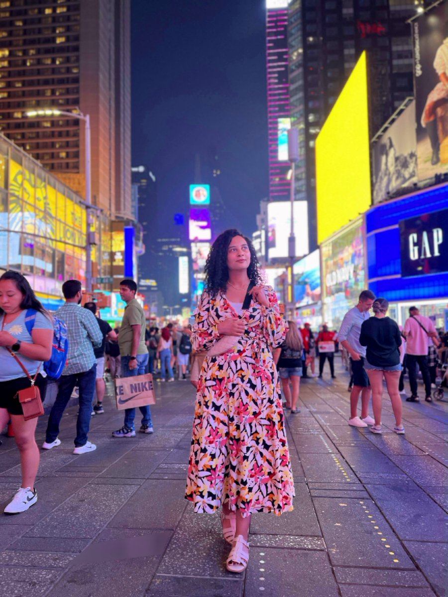 FulbrightMENA (@fulbrightmena) on Twitter photo Considered one of the cultural capitals of the world, #NewYorkCity inspires many artists including Dina, a #Fulbright Student from Egypt studying at <a href="/FIT_artdesign/">School of Art & Design</a>. Considered one of the cultural capitals of the world, #NewYorkCity inspires many artists including Dina, a #Fulbright Student from Egypt studying at <a href="/FIT_artdesign/">School of Art & Design</a>.
