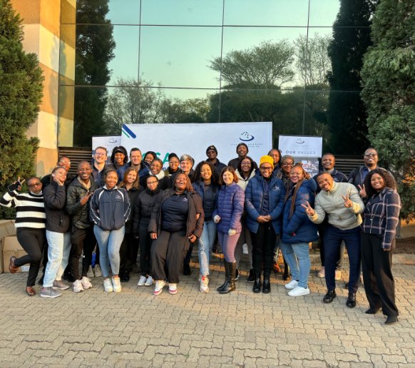 AuditorGen_SA's tweet photo. #TeamAGSA showed up at the exam venue to give encouragement to ITC candidates today #AGSACares https://t.co/L5towWwze5