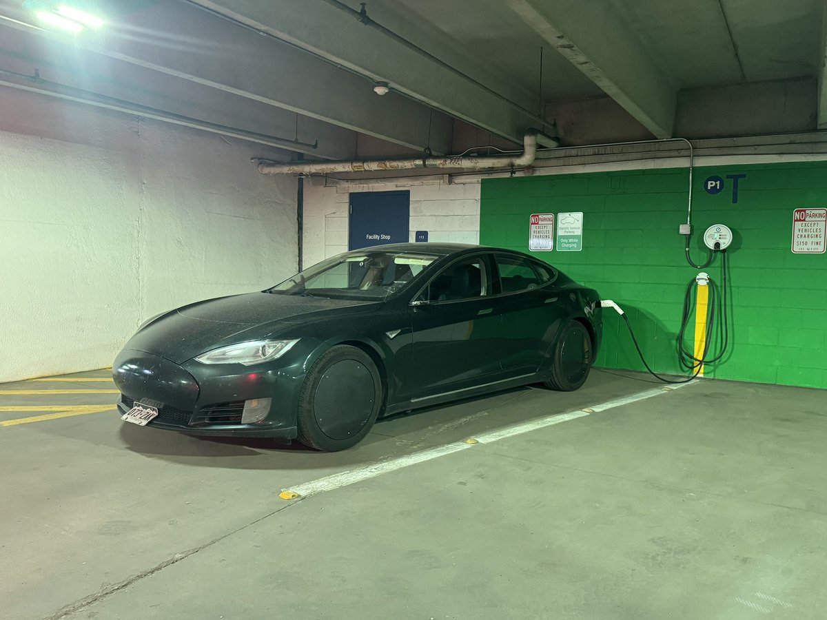 Alan of TesCalendar 📆⚡️ tweet media