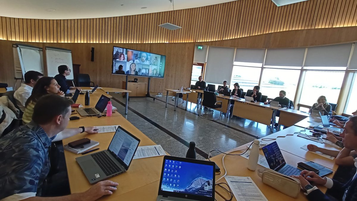IEOVigo's tweet photo. 📌🌊  Estamos participando en la segunda reunión de coordinación de proyecto de #FreeLitterAT en @MarineInst

Nuestro compañero Pablo Otero (@PabloOteroT) participa en la revisión del trabajo realizado y la organización de las actividades pendientes https://t.co/t80UfSfye6