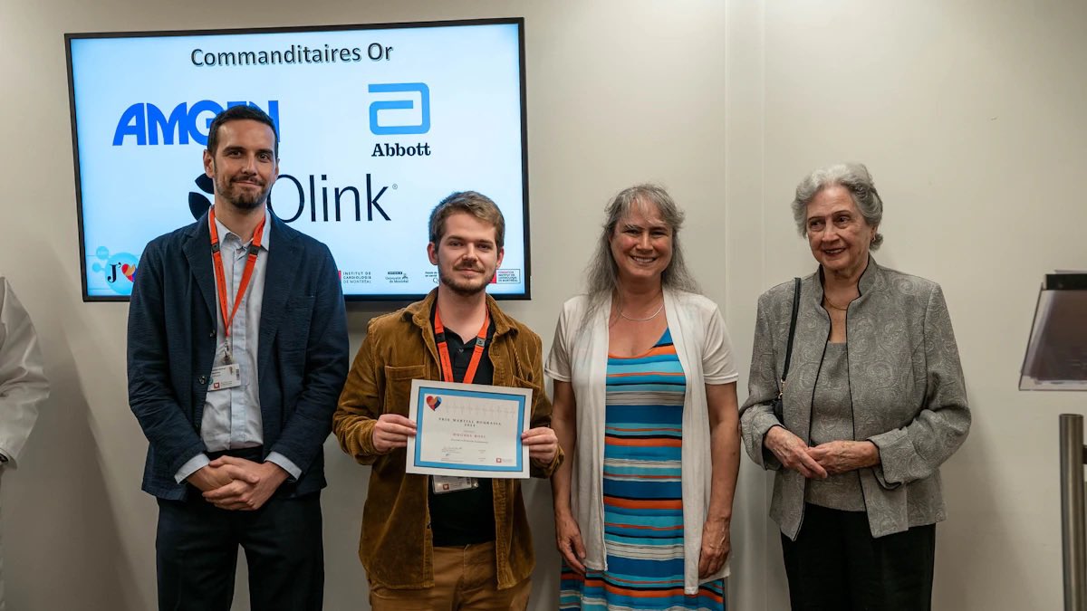 Très heureux d’avoir participé et remporté le prix Martial Bourassa récompensant la meilleure présentation par affiche lors de cette 26ième journée de la recherche de l’Institut de cardiologie de Montréal avec mes travaux de recherche réalisés en co-tutelle avec <a href="/INSERMU1096/">EnVI lab</a>.