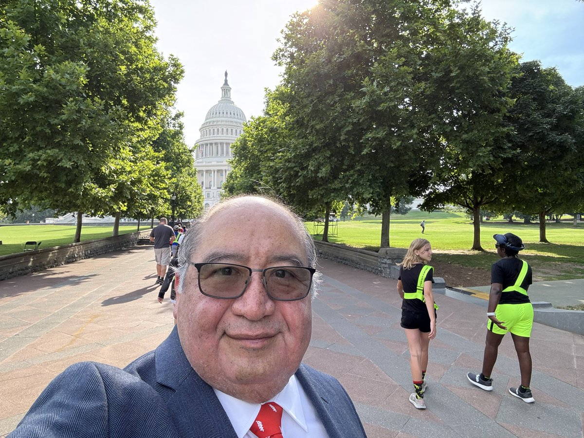 vjohn3000's tweet photo. We have arrived at the Capitol to advocate for 50+ Texans and their families. #AARPOnTheHill https://t.co/VQuoLwT2R1