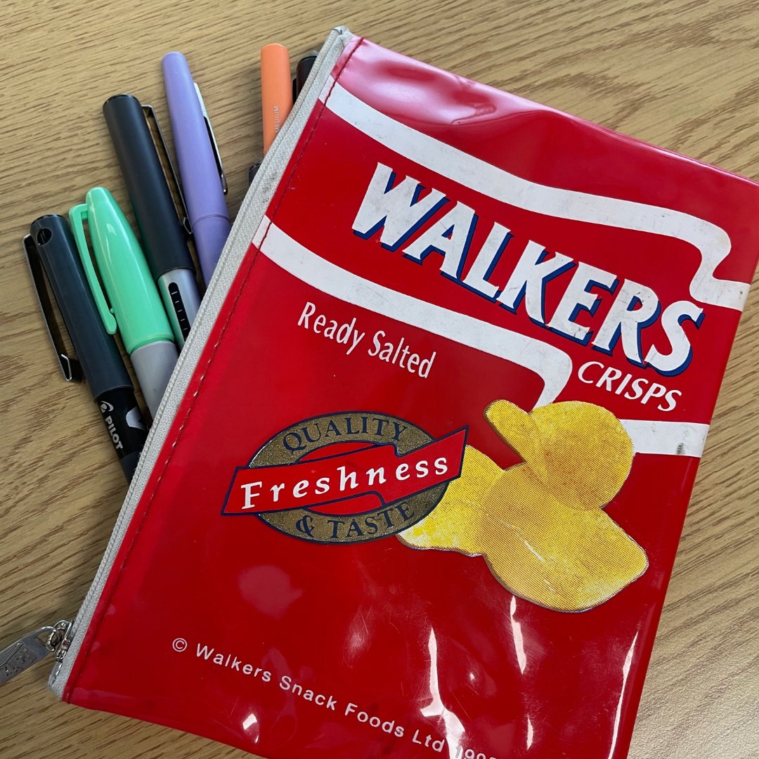 walkers_crisps's tweet photo. Who remembers this elite-tier pencil case? https://t.co/AimancJ2Uc