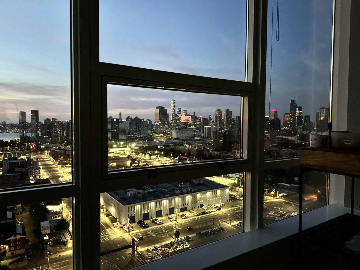 Kelley Coffman D’Annibale MD (@coffman_kelley) on Twitter photo Changes are happening!! It’s a bittersweet week…we moved from Georgetown to Jersey City yesterday after finishing my 3-year medical oncology program <a href="/theNCI/">National Cancer Institute</a>. This sunrise view helped me forget how horrible moving was!! Changes are happening!! It’s a bittersweet week…we moved from Georgetown to Jersey City yesterday after finishing my 3-year medical oncology program <a href="/theNCI/">National Cancer Institute</a>. This sunrise view helped me forget how horrible moving was!!