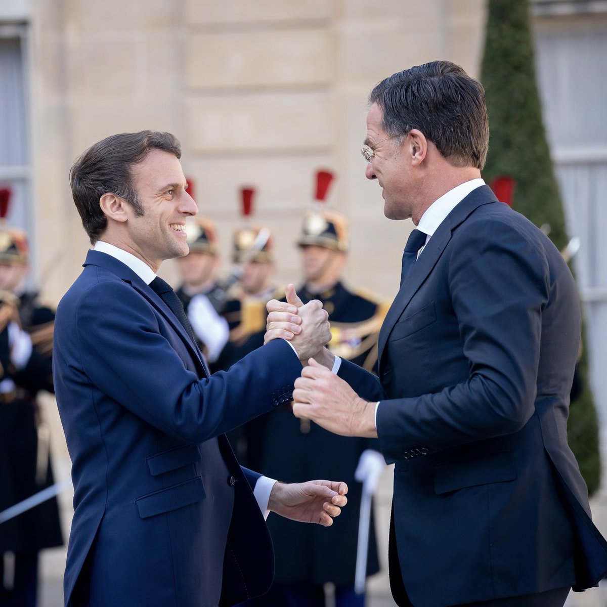 Félicitations cher @MarkRutte pour ta nomination à la tête de l’OTAN, à l'heure où l'Alliance est plus nécessaire que jamais. Ensemble, avec les Alliés, nous continuerons de défendre la sécurité de l’Europe.