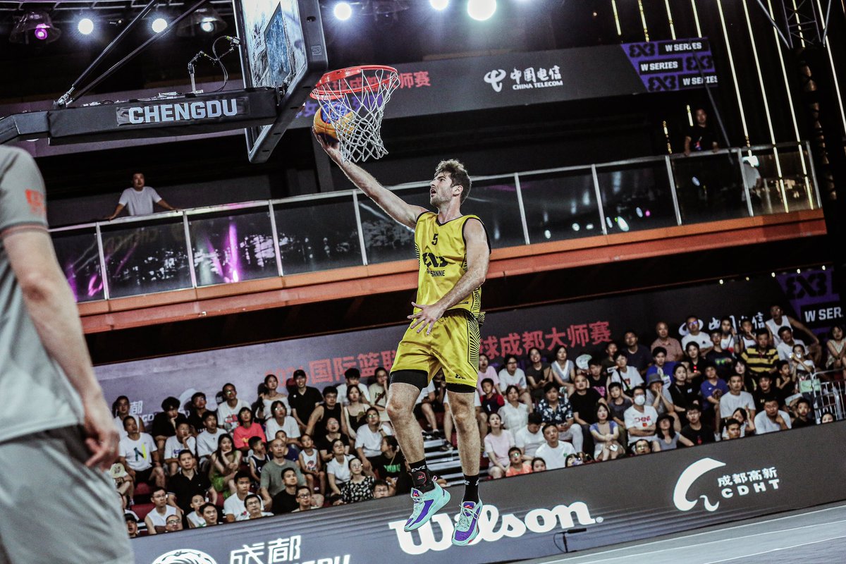 cmartinezpardo's tweet photo. Un considerable impacto en el último torneo en Chengdu, China 🇨🇳, me ha causado una leve lesión muscular. Estaré fuera de las pistas unas semanas.

 ¡A enfocarme en mejorar físicamente otros aspectos y en la recuperación para volver lo antes posible a la competición! 🏋🏻‍♂️ https://t.co/j7UHLW2N2j