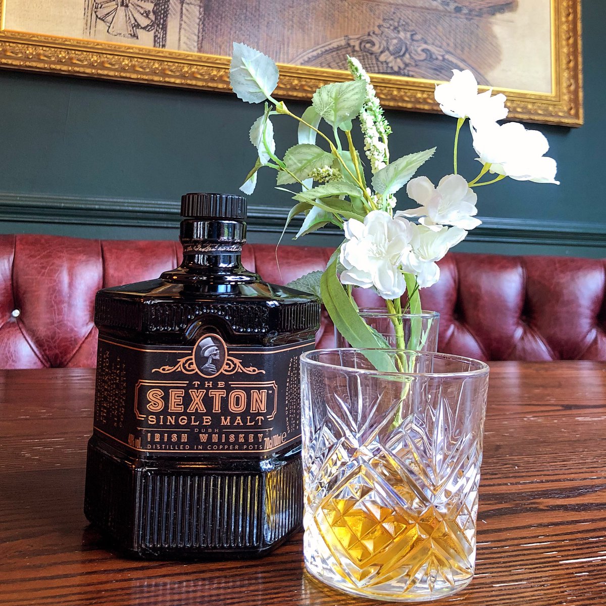 Straight or on the Rocks ??

Try a well-balanced single malt Irish whiskey, @thesextonuk.irl is made with 100% Irish malted barley.  

A rich, fruity character with notes of honeycomb whiskey 🥃 

#whiskey#straightorontherocks#singlemaltwhiskey#nicholsonspubs#londoncity