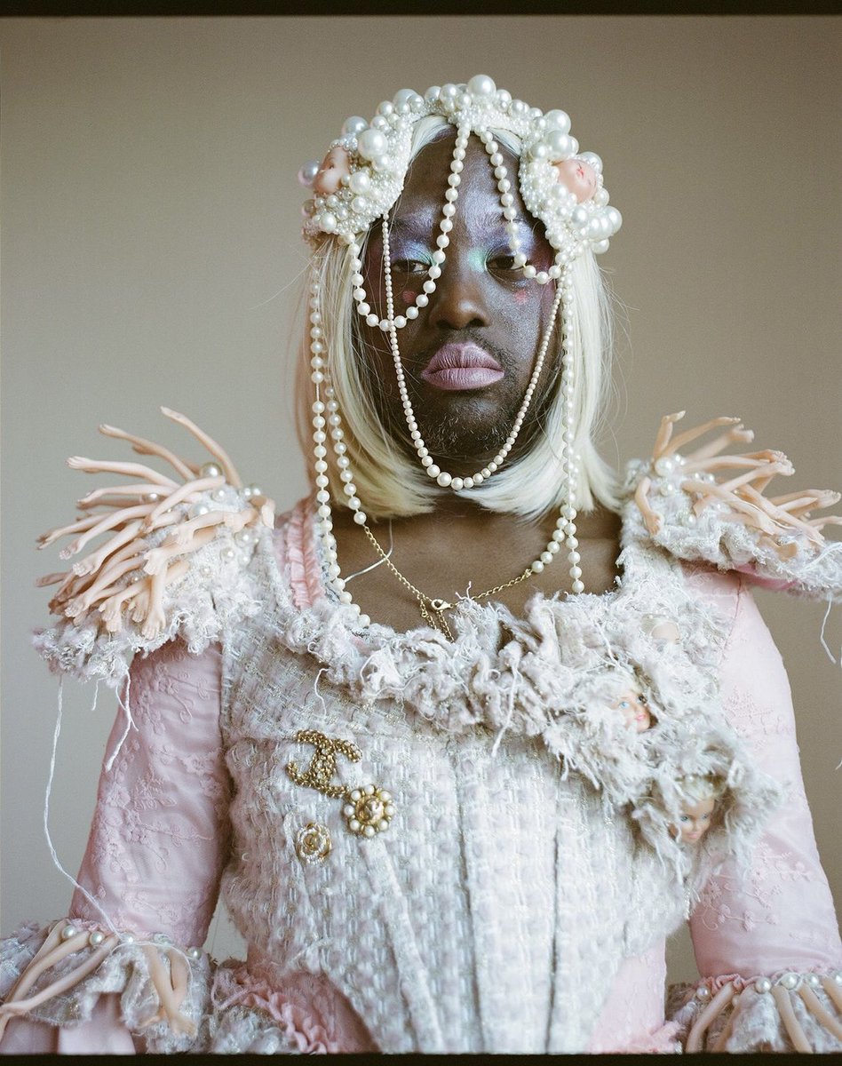 Lady Francesca 🌷 

Photographer: <a href="/JorgeMonederoPh/">Jorge Monedero Photo</a>  
Dress and headpiece: <a href="/Annesophiecvl/">Sophie Cochevelou</a> 
Makeup: Andy Pomarico