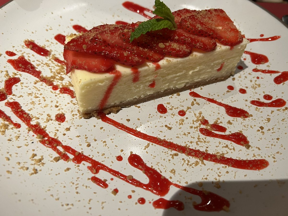 fhscoachjones's tweet photo. Vacation Day 5โฆ.word of the day is๐ฅ was in Puerto Rico and the temp was a cool 110 degrees. Miserably hot!!! Dinner at Butcherโs Cut Steakhouse was goooooood. Doubled up on the desserts, the lava cake won!! #InAFoodComa https://t.co/Odc9DT2Lz4