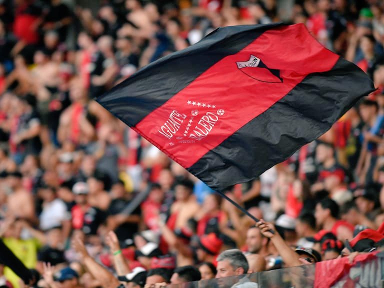 Solo entiende mi locura quien comparte mi pasión.
FELIZ DIA PUEBLO SABALERO❤️🖤