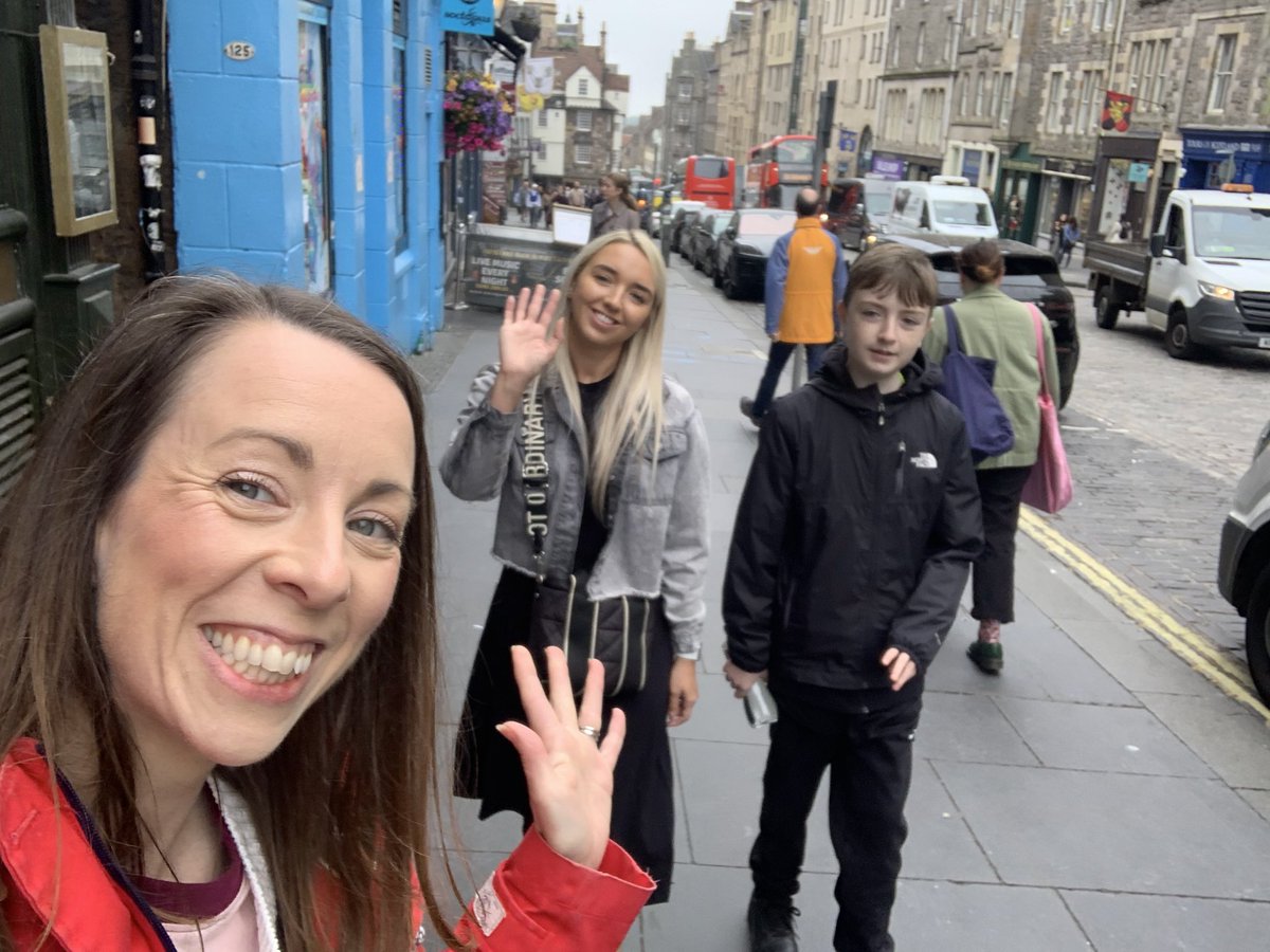 McD’s in the sun after a successful trip to the National Museum and Edinburgh Dungeons.  #RewardingAwesomePupils