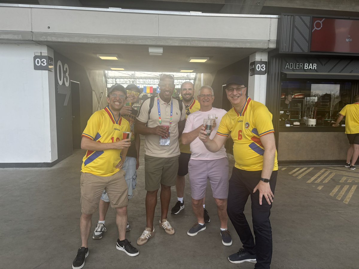 Rob Udakis tweet media