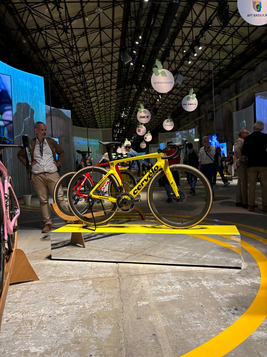 intoscana's tweet photo. 1/3 - La Toscana della bicicletta e del cicloturismo protagonista a #Becycle https://t.co/AeTS2NHiZ2 https://t.co/OmAYoE5P8l