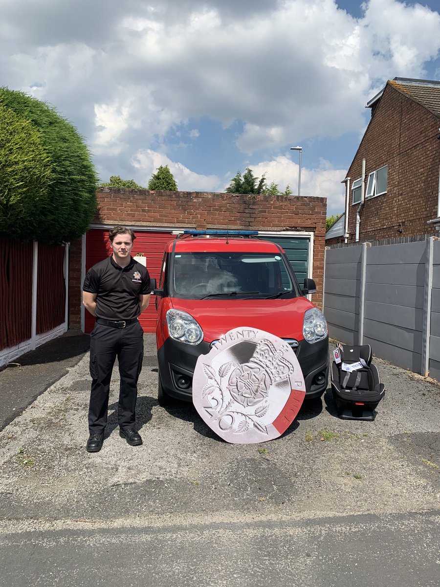 Green watch are currently at New invention Primary School offering advice on car booster seats and road safety. Come and have a chat in the Sunshine <a href="/WMFSRCRT/">WMFS RCRT</a>