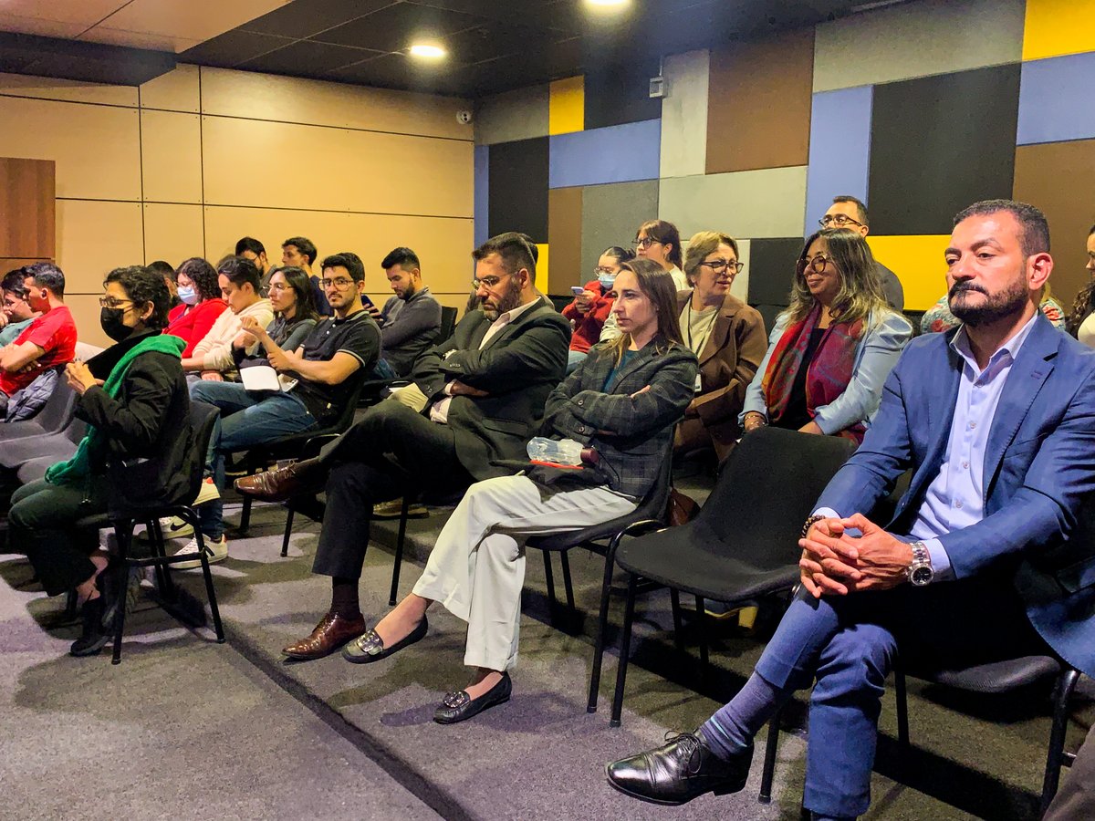 El conversatorio “Derecho a la Ciencia: Democratización y Ciencia Abierta” realizado nuestra institución, reunió a expertos de diferentes instituciones para debatir y definir posibles líneas de actuación para que los Estados sean garantes efectivos del derecho a la ciencia.