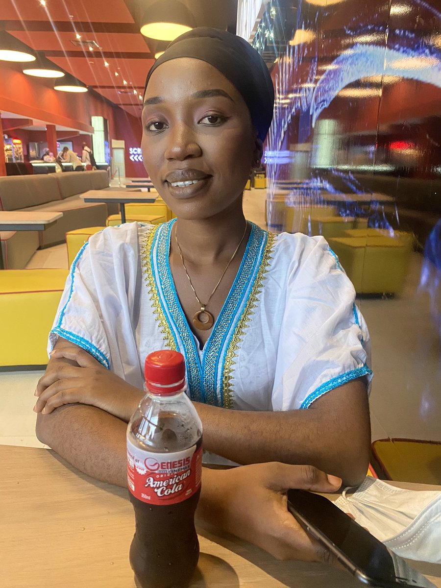 iamvikym's tweet photo. Que ce soit ceux qui critiquent ou ceux qui partagent le même avis que moi, merci d’être toujours là 🥰🦋 https://t.co/Nz4fWmlKyl
