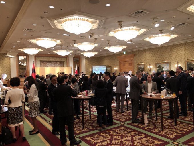 UNISC_INT's tweet image. 【これでまでの活動🇦🇱】
人口およそ300万人、面積は四国の1.5倍、自然豊かな東欧の国、アルバニア🇦🇱大使館のレセプションをお手伝いいたしました🇦🇱かっこいい国旗も印象的ですよね🇦🇱

このような大使館との活動にご関心の方は、下記からご登録ください。

ws.formzu.net/fgen/S310900/