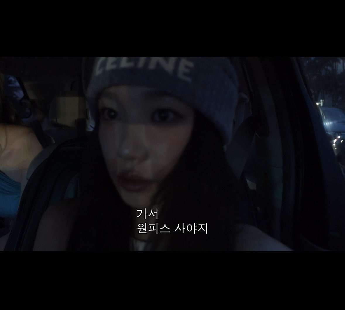 yull_520_'s tweet image. 브이로그 제발 저요